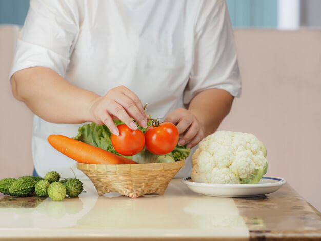 حفظ سلامتی با مصرف سبزیجات و رژیم غذایی خوب